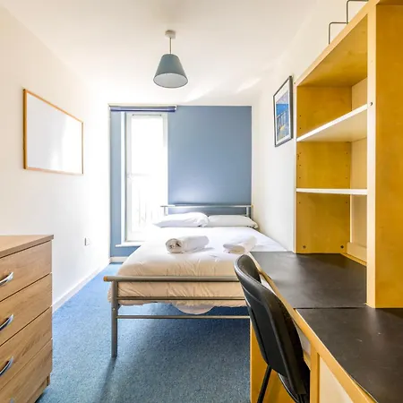 Newly Renovated Hampton 1 By Prescott
